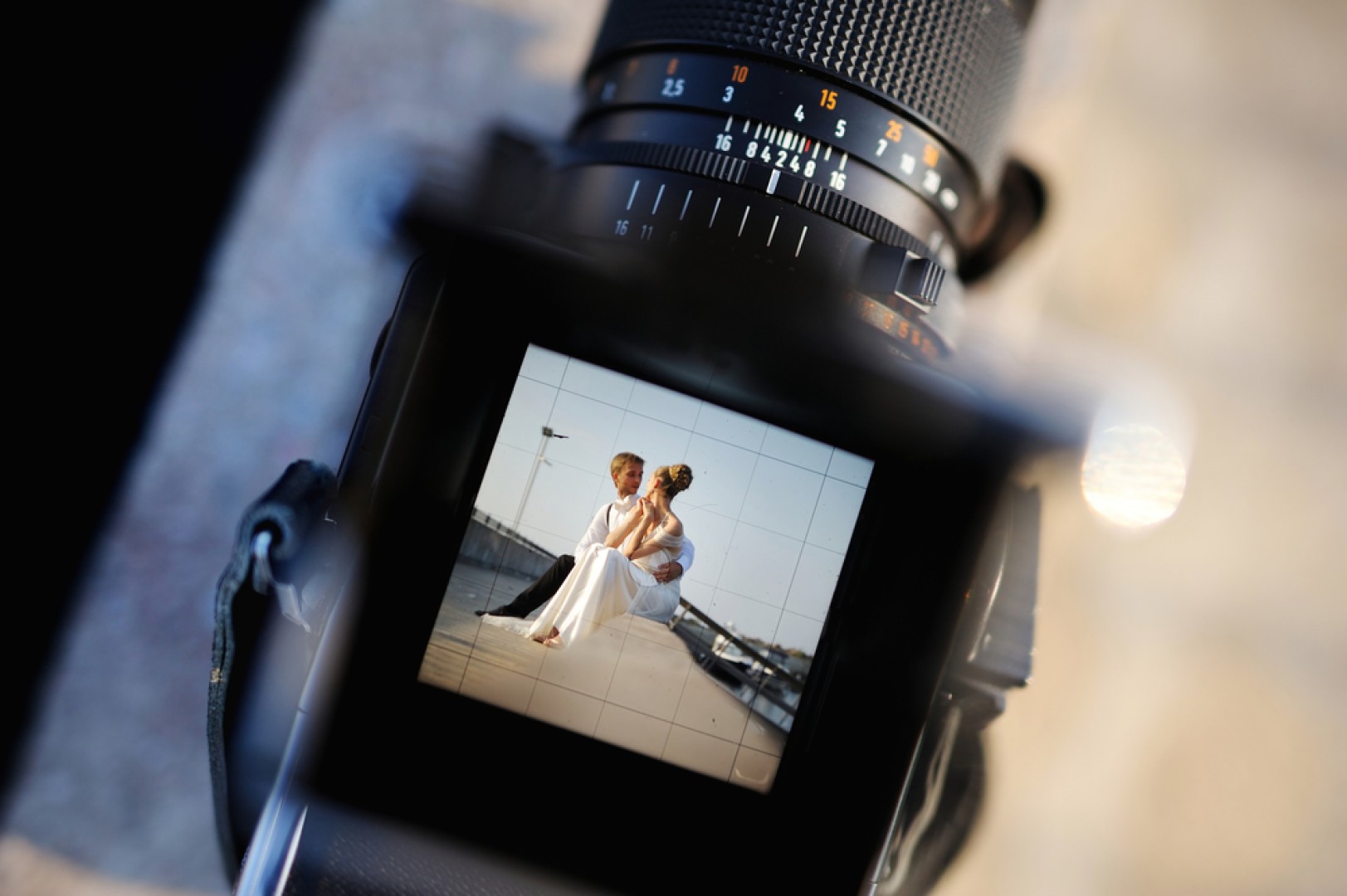 Vyberte si toho správneho svatebního fotografa pro váš velký den ze široké databáze svatebních dodavatelů na portálu bridee.cz! Svatební fotograf pro vás.
