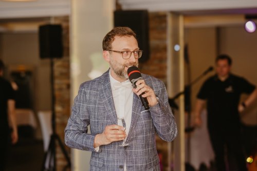 Svadobný moderátor - herec Marián Andrísek